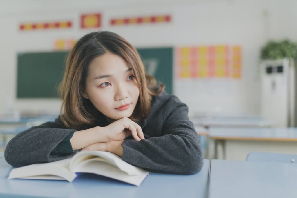 「高校に行きたくない…」という場合の生き方・対処法は？4つの選択肢を紹介。